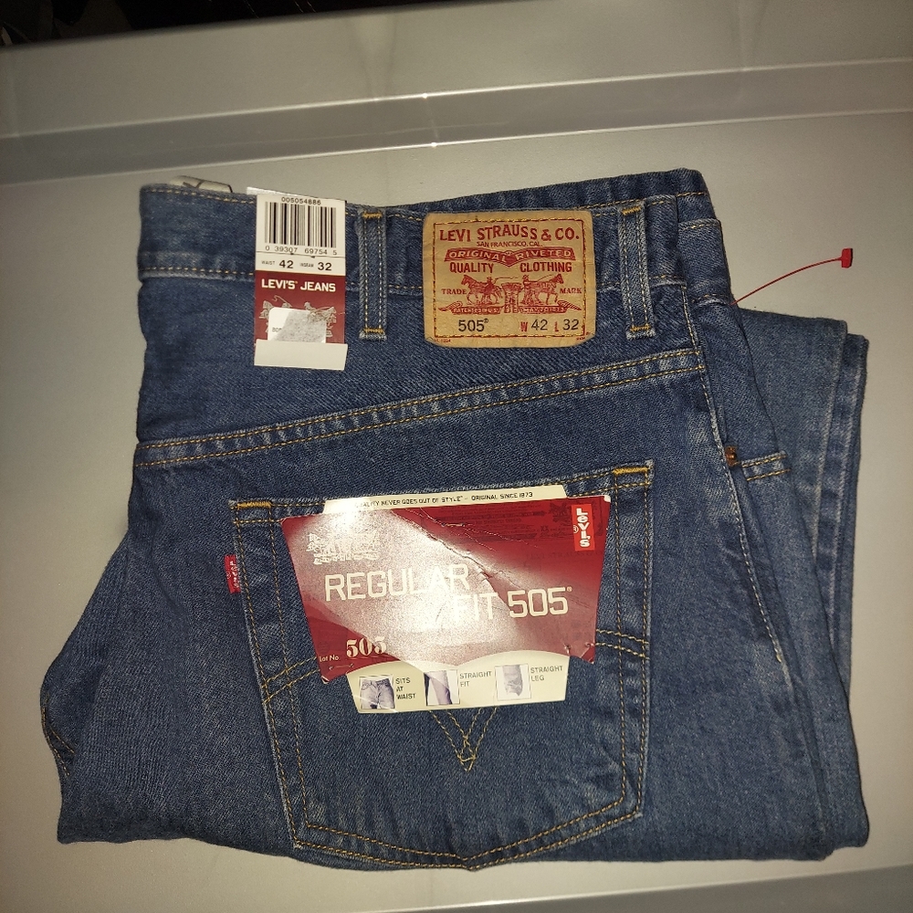 Levis 505 Regular Fit Jeans Men's 42x32 New